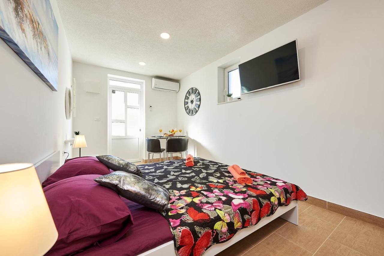 Studio Apartment Bascan Trogir Dış mekan fotoğraf