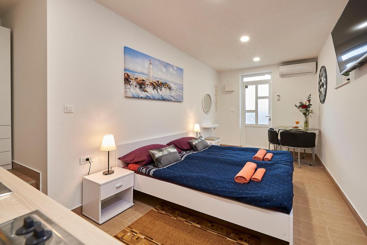 Studio Apartment Bascan Trogir Dış mekan fotoğraf
